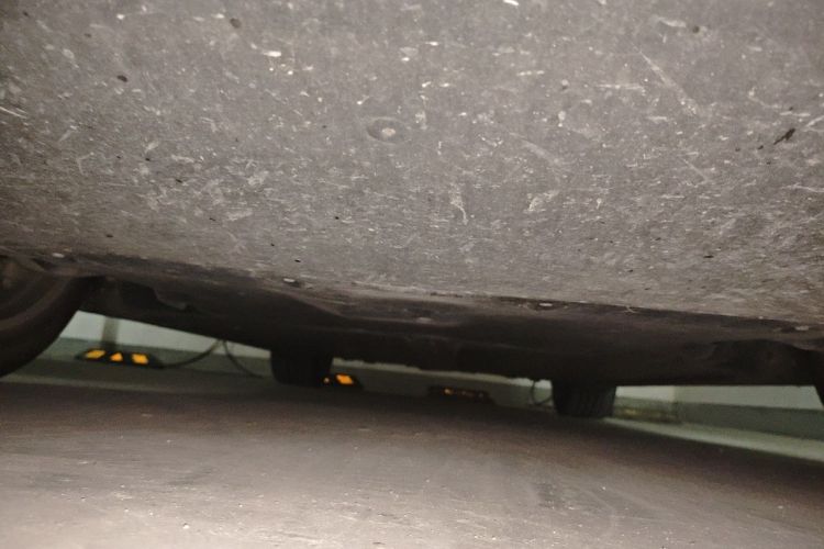 Tesla Model Y 2022 car image #30