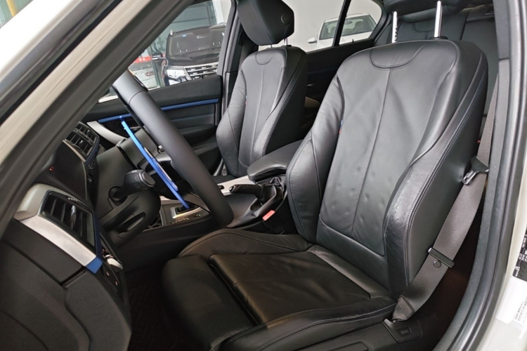 BMW 3 Series 2018 #15 BMW 3 Series 2018 imagen de coche #15