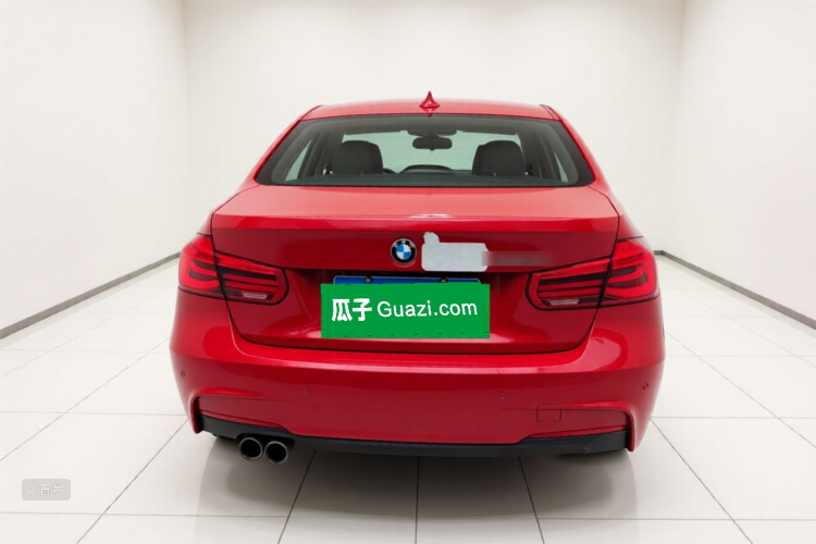 BMW 3 Series 2018 car image #6