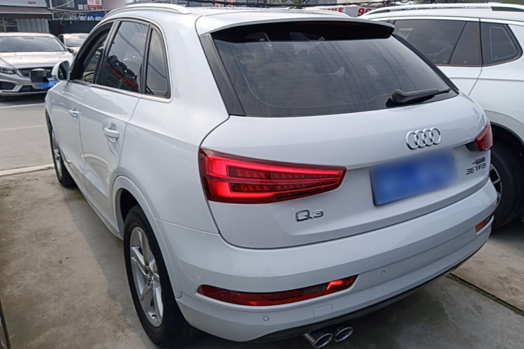 Audi Q3 2019 #5 Audi Q3 2019 car image #5