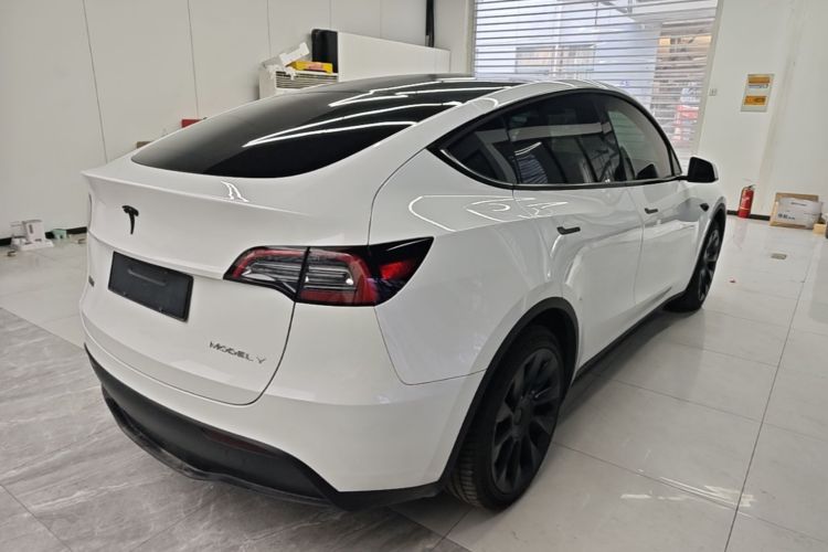 Tesla Model Y 2024 #7 Tesla Model Y 2024 image de voiture #7