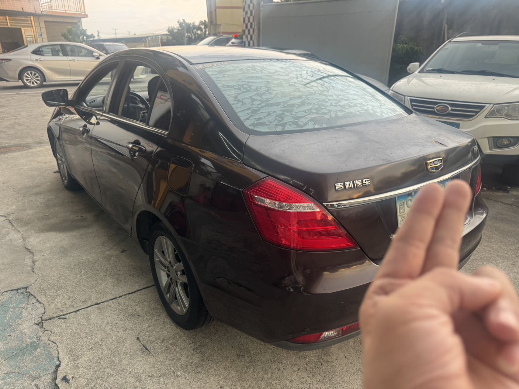 GEELY Emgrand 2017 car image #7