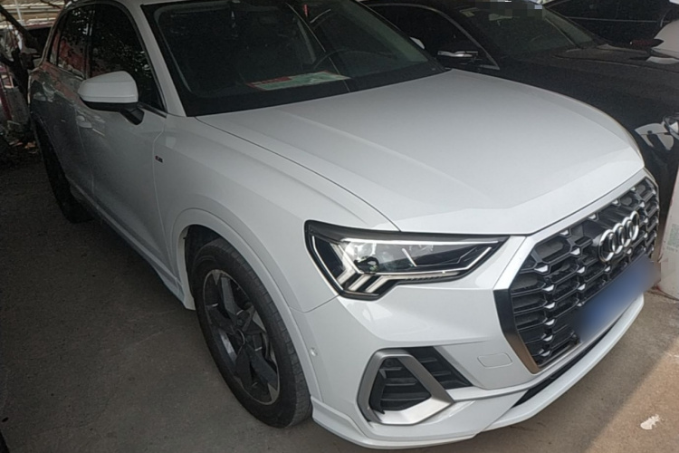 Audi Q3 2021 #4 Audi Q3 2021 car image #4