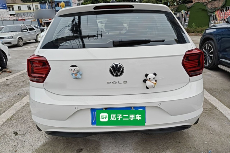 Volkswagen Polo 2021 car image #6