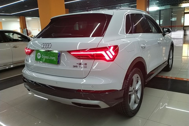 Audi Q3 2021 #7 Audi Q3 2021 car image #7