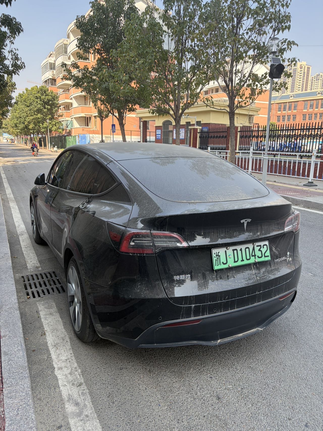 Tesla Model Y 2023 car image #5
