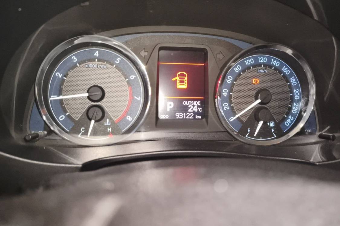 Toyota Corolla 2015 car image #24