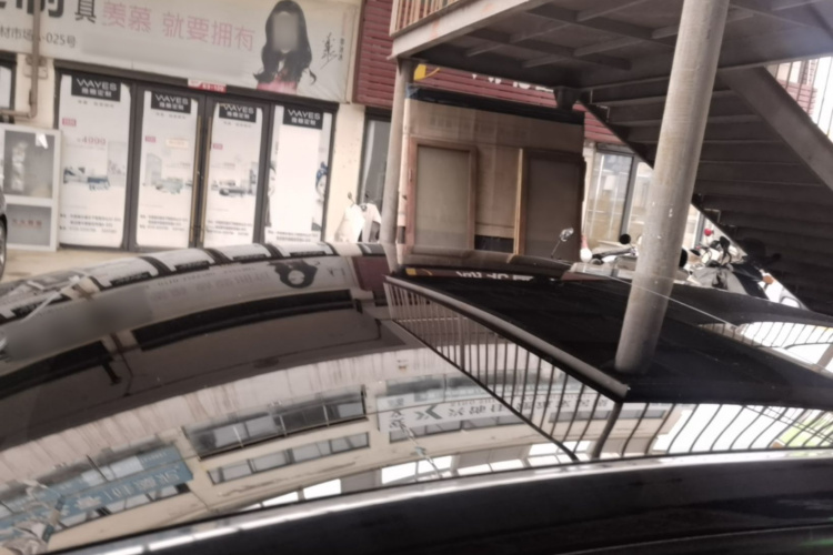 Tesla Model 3 2024 car image #25
