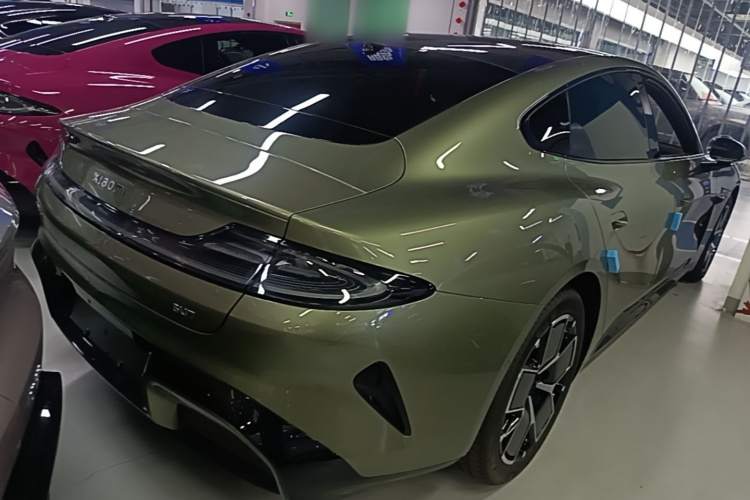 MI SU7 2024 car image #7