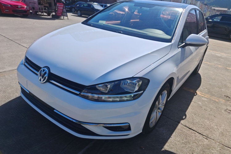 Volkswagen Golf 2018 imagem de carro #2