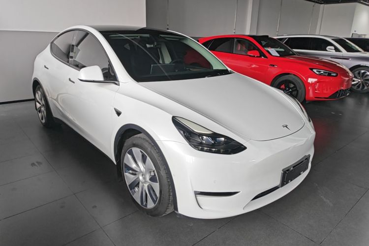 Tesla Model Y 2022 #4 Tesla Model Y 2022 immagine di auto #4