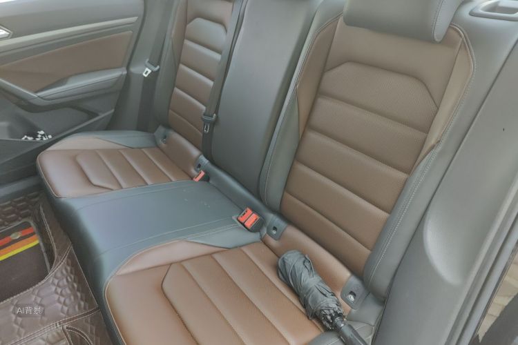 Volkswagen Lavida 2018 car image #19