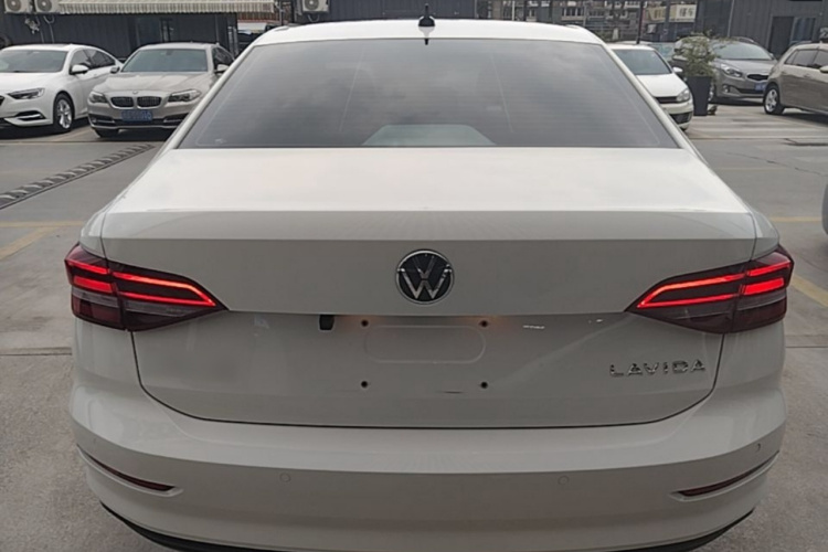 Volkswagen Lavida 2021 #6 Volkswagen Lavida 2021 car image #6