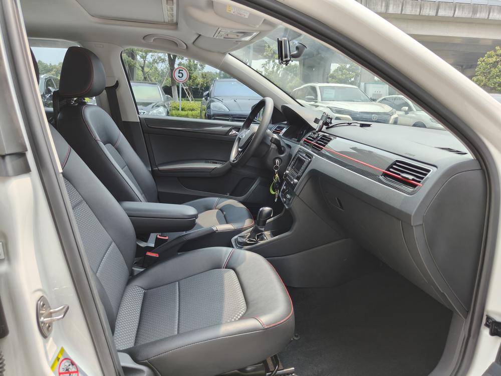 Volkswagen Santana 2018 #14 Volkswagen Santana 2018 car image #14