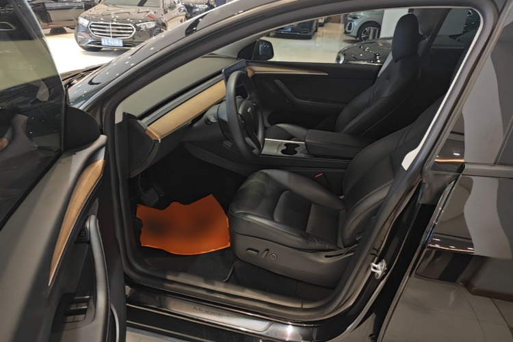 Tesla Model Y 2021 #16 Tesla Model Y 2021 immagine di auto #16