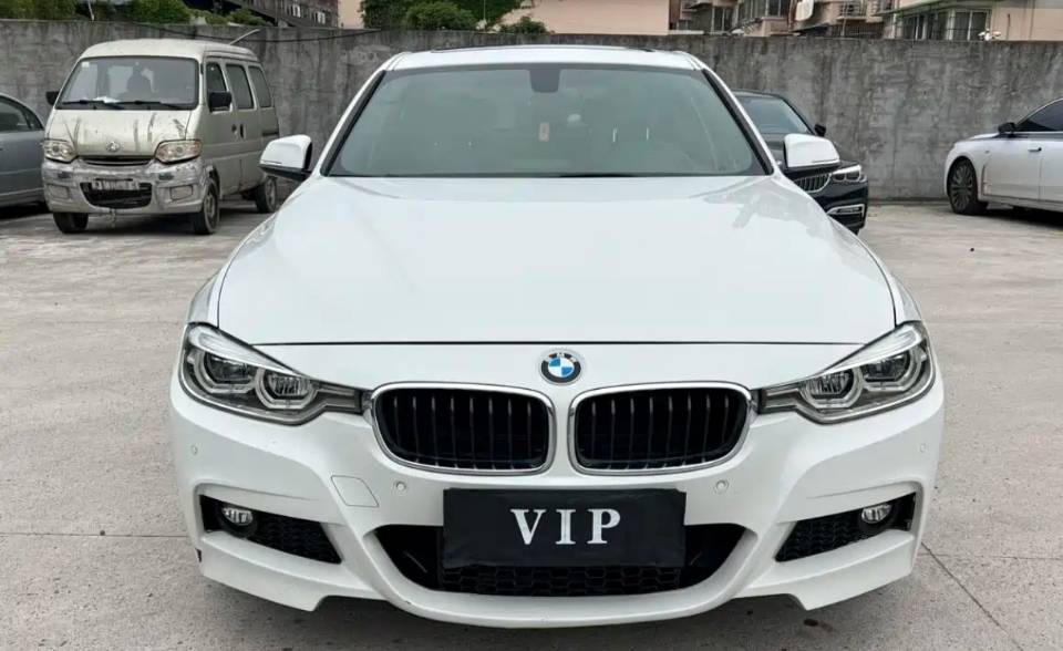 BMW 3 Series 2018 #2 BMW 3 Series 2018 immagine di auto #2