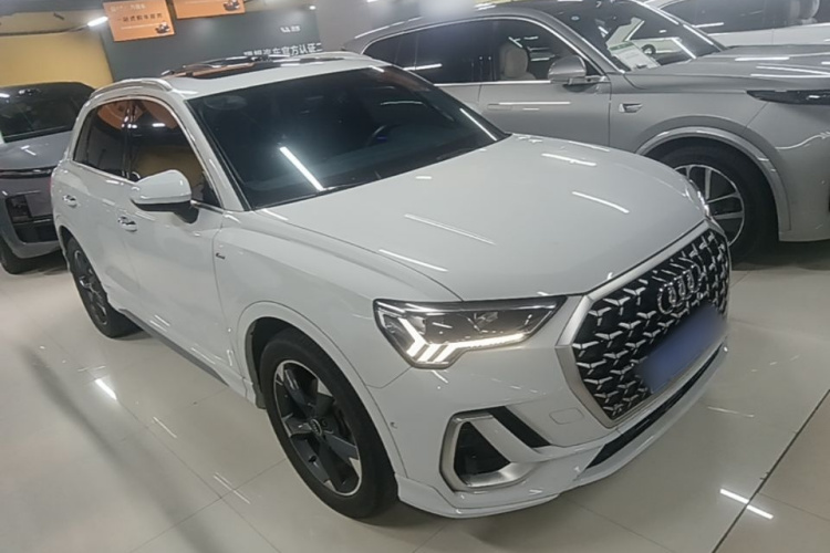 Audi Q3 2024 #4 Audi Q3 2024 car image #4