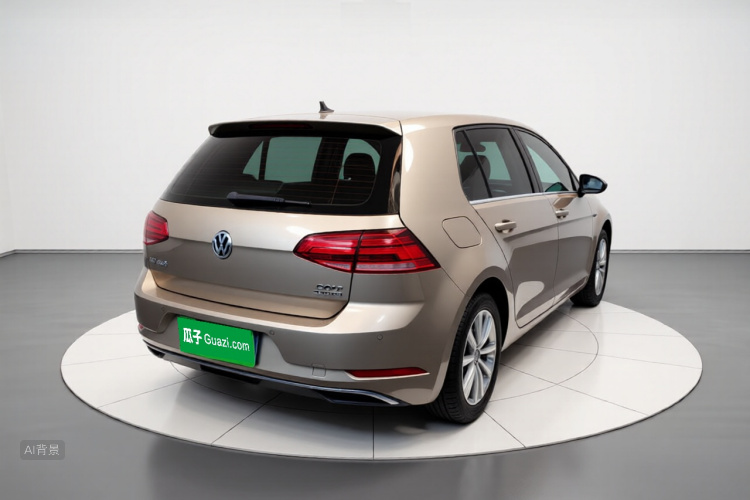 Volkswagen Golf 2018 car image #7