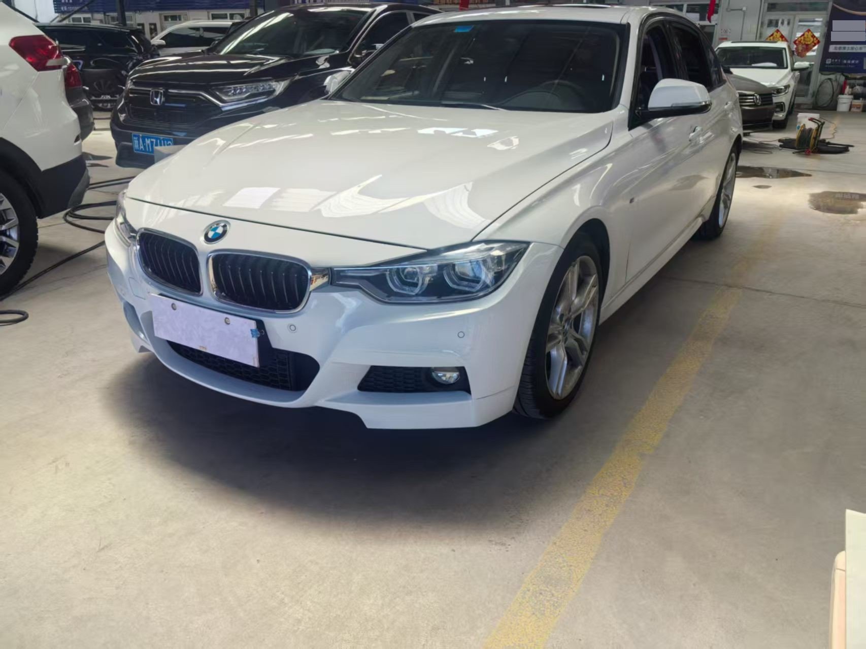 BMW 3 Series 2017 BMW 3 Series 2017 car image