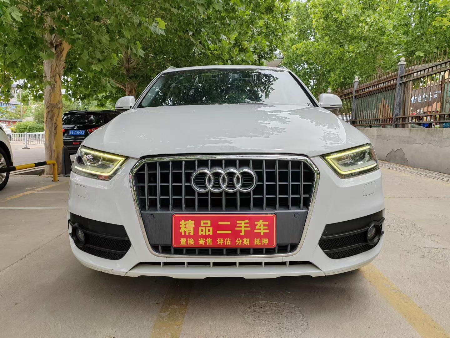 Audi Q3 2015 car image 