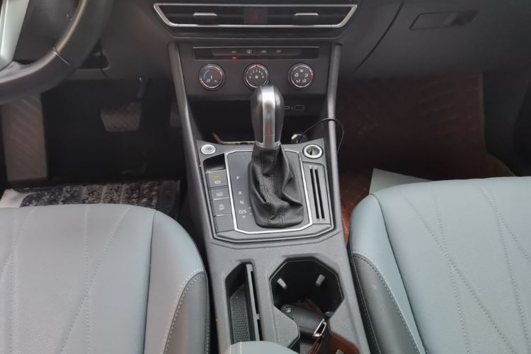 Volkswagen Lavida 2023 car image #14