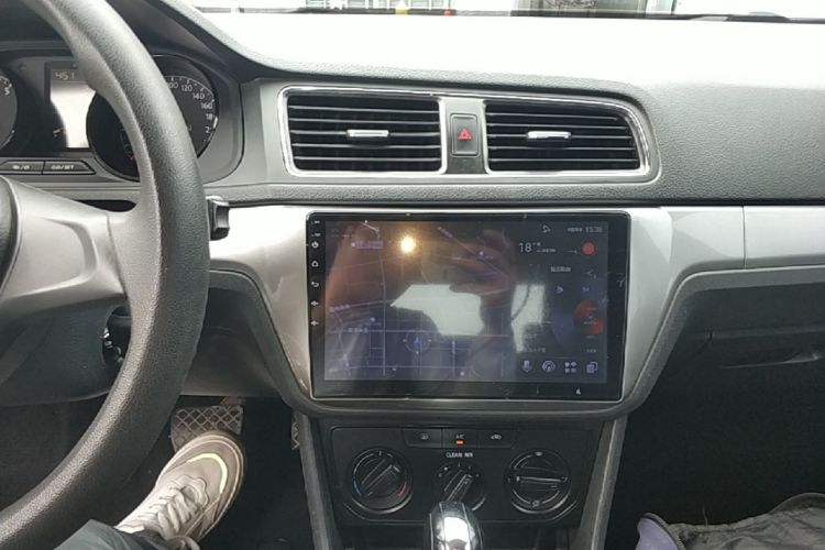 Volkswagen Lavida 2019 car image #17