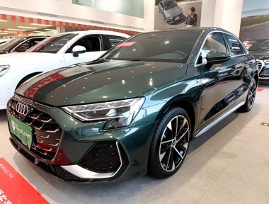 Audi A3 2025 immagine di auto 