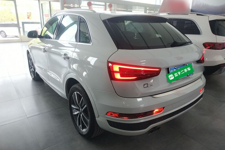 Audi Q3 2019 #5 Audi Q3 2019 car image #5