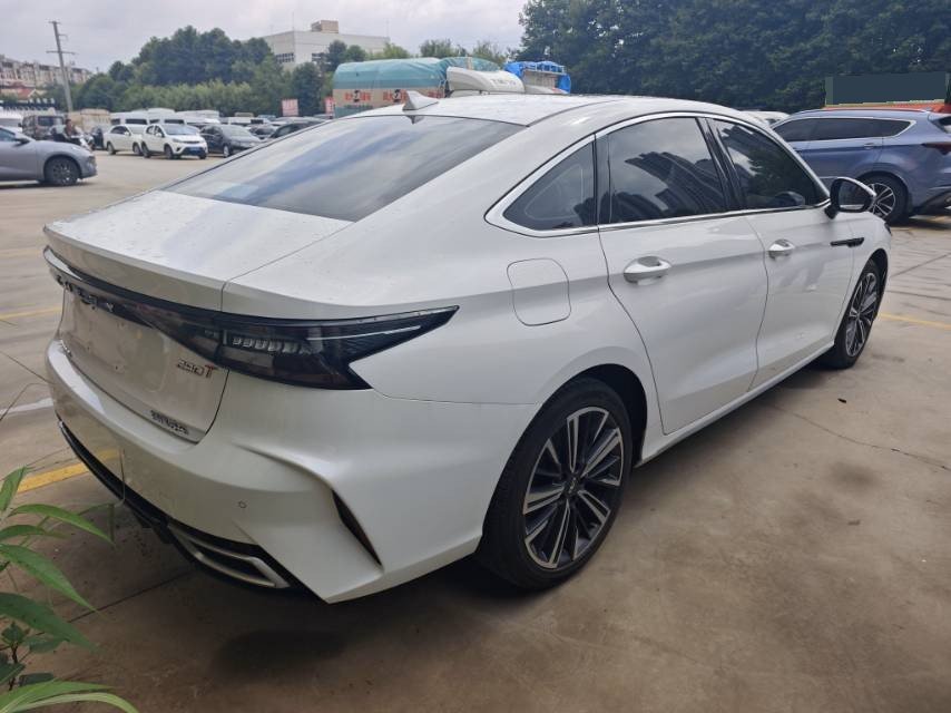 Chery Arrizo 8 2024 car image #5