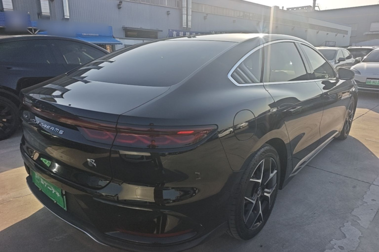 BYD Han 2022 #5 BYD Han 2022 car image #5