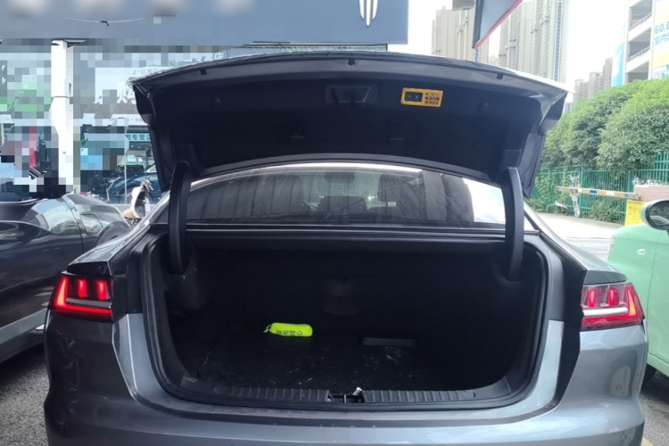 BYD Han 2022 car image #19