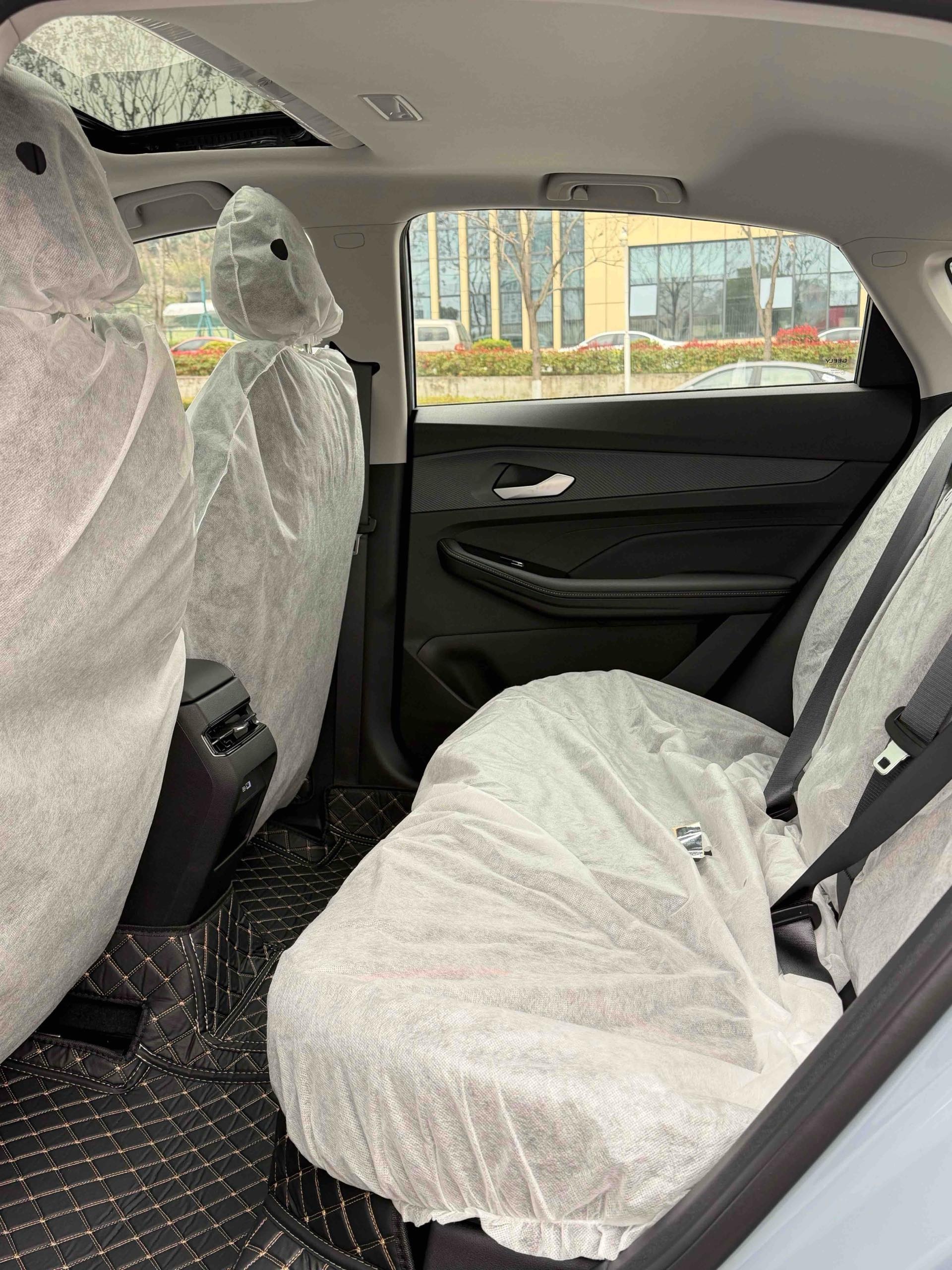 GEELY Binray 2026 image de voiture #8