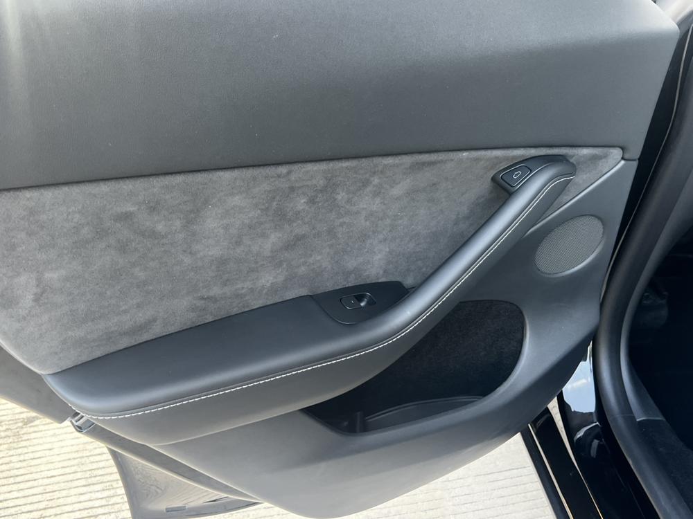 Tesla Model Y 2024 #13 Tesla Model Y 2024 immagine di auto #13