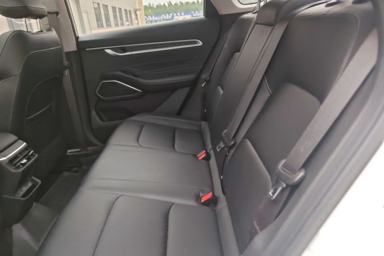 GEELY Emgrand 2023 #13 GEELY Emgrand 2023 car image #13