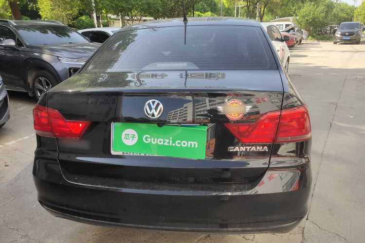 Volkswagen Santana 2021 صورة سيارة #6