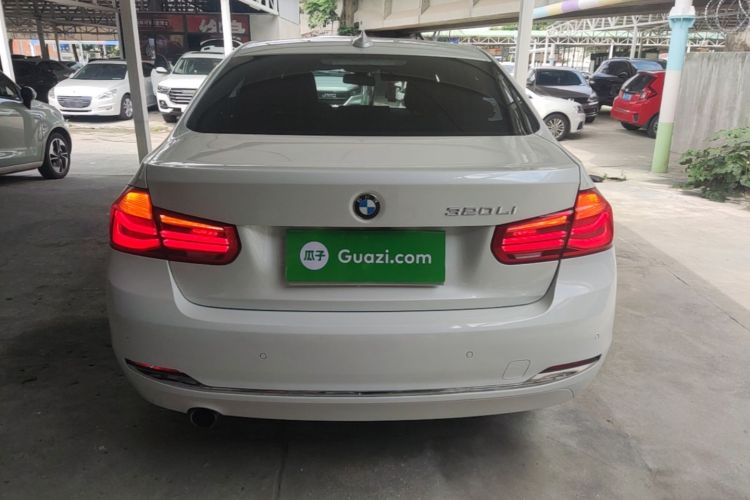 BMW 3 Series 2016 immagine di auto #4