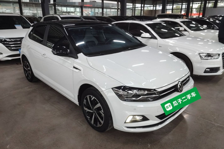 Volkswagen Polo 2023 car image #4