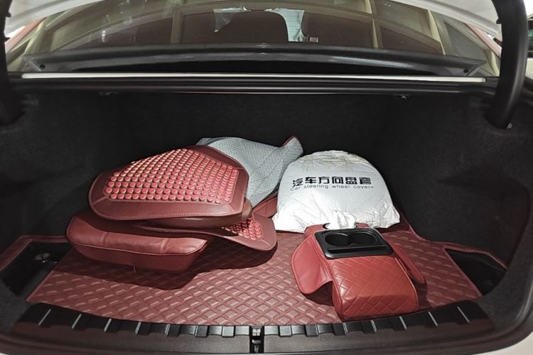 BMW 3 Series 2023 car image #19