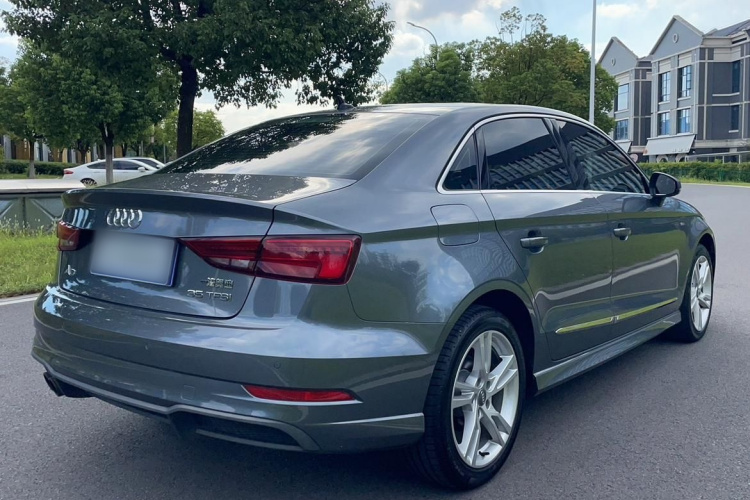 Audi A3 2019 صورة سيارة #7