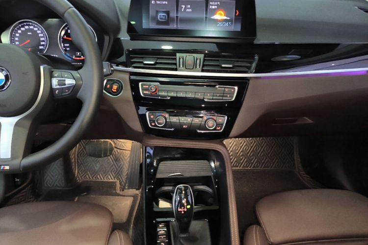 BMW X1 2021 car image #13