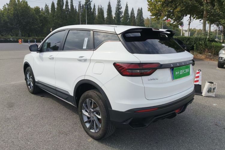 GEELY Coolray 2025 #5 GEELY Coolray 2025 car image #5