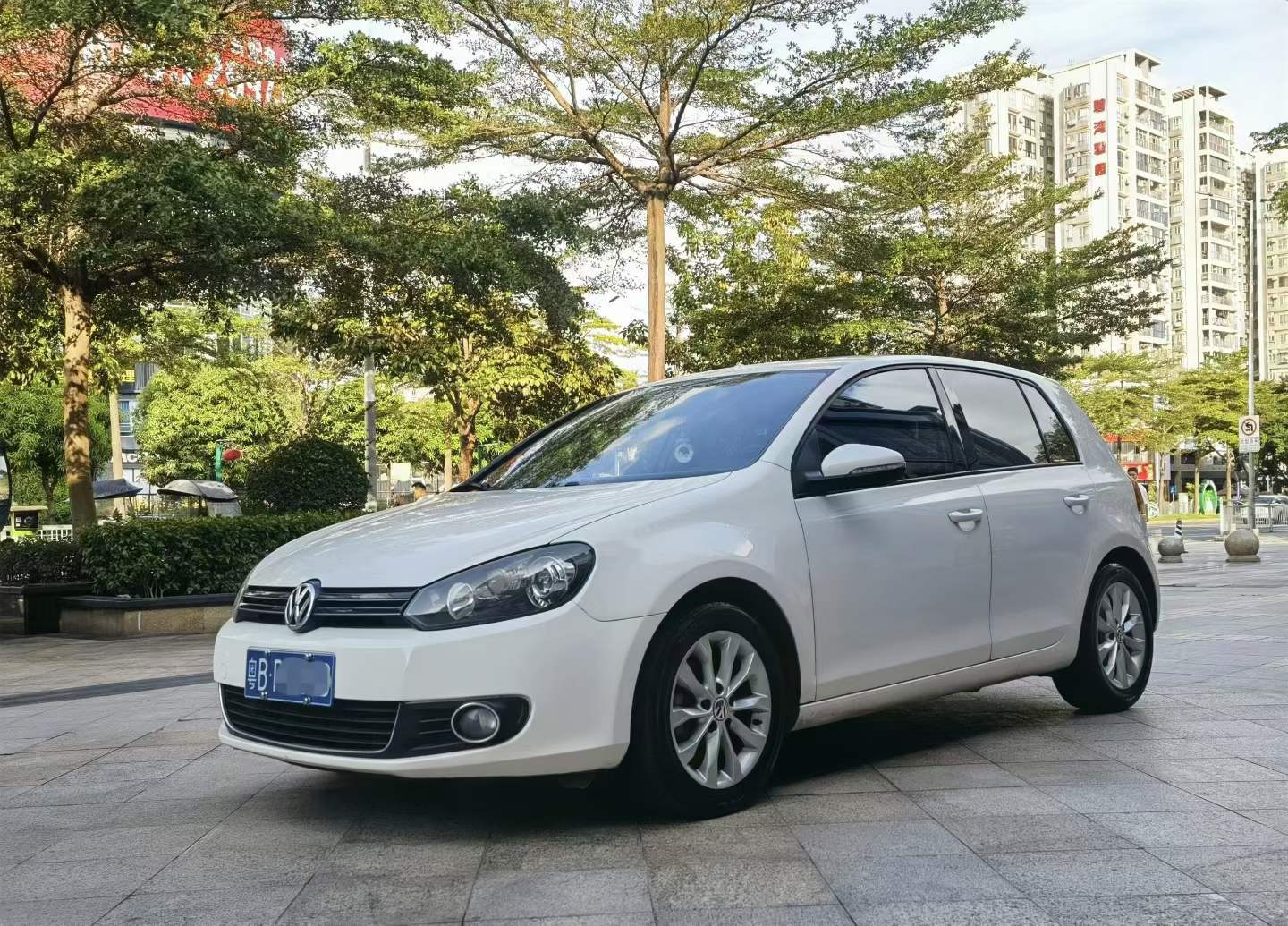 Volkswagen Golf 2011 Volkswagen Golf 2011 car image