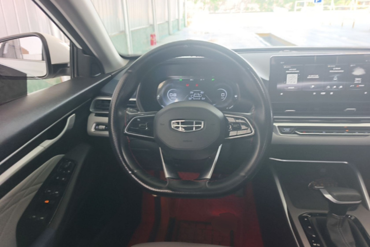 GEELY Emgrand 2021 car image #11