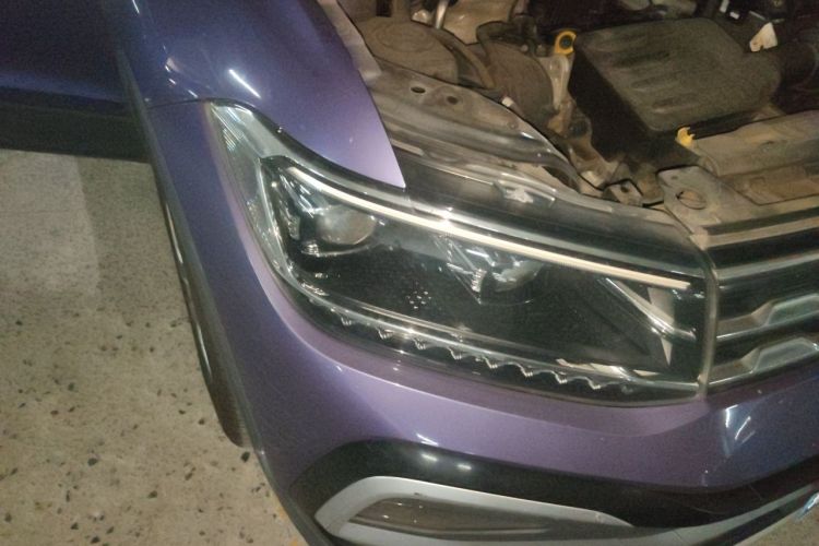 Volkswagen T-Cross 2019 car image #8