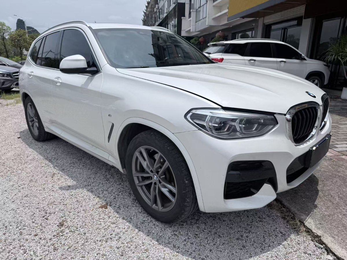 BMW X3 2021 BMW X3 2021 car image