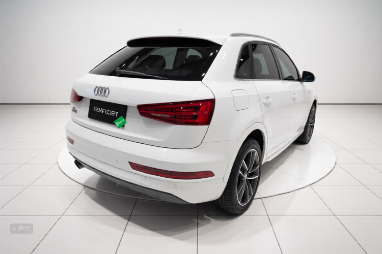 Audi Q3 2016 car image #5