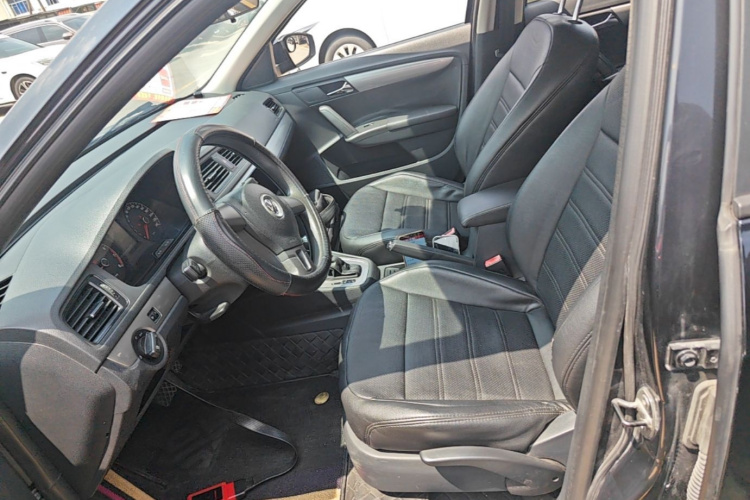 Volkswagen Lavida 2015 car image #19
