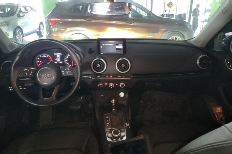 Audi A3 2020 car image #10