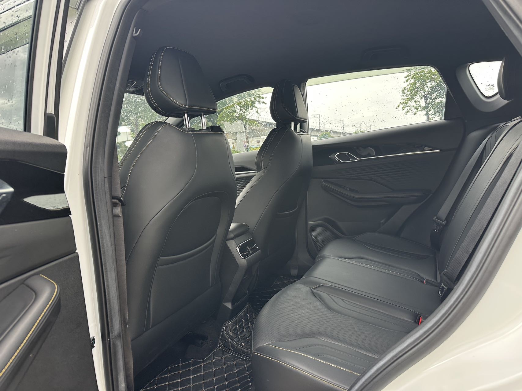 GEELY Coolray 2025 #9 GEELY Coolray 2025 car image #9