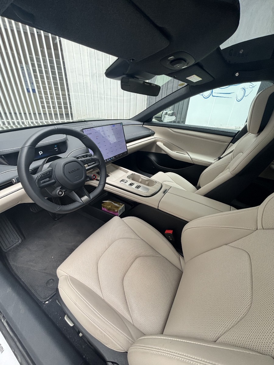 MI SU7 2025 car image #4